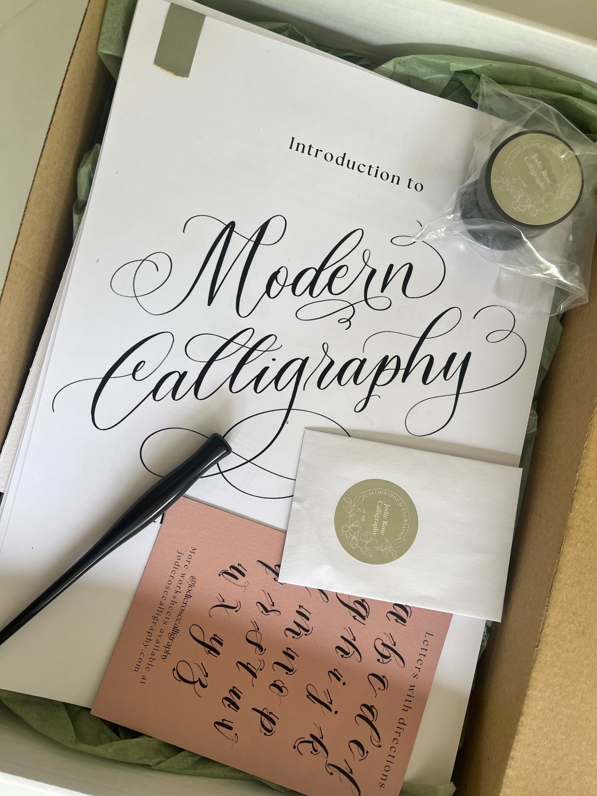 DIY calligraphy, learn modern calligraphy, calligraphy tools, affordable calligraphy kits, calligraphy hobby